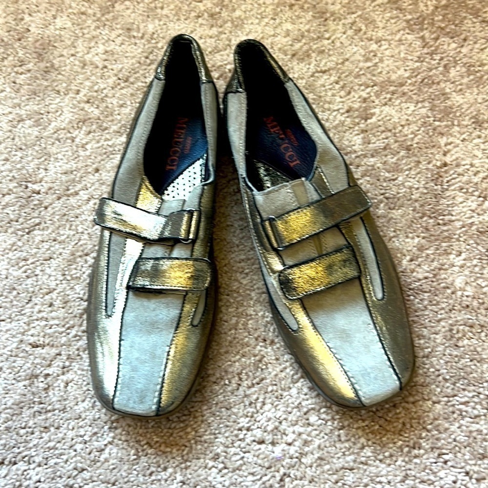 Sesto Meucci Metallic Gold and Gray Womens Sneakers